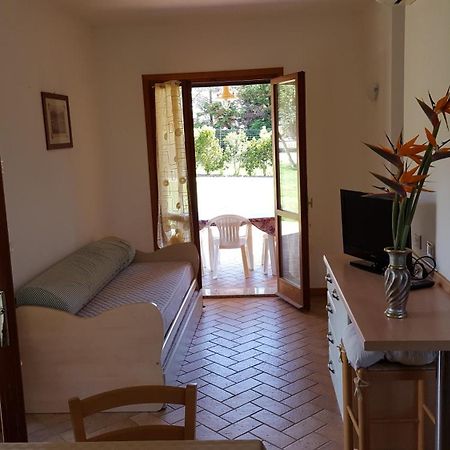 Agriturismo Rebua Porto Azzurro Buitenkant foto
