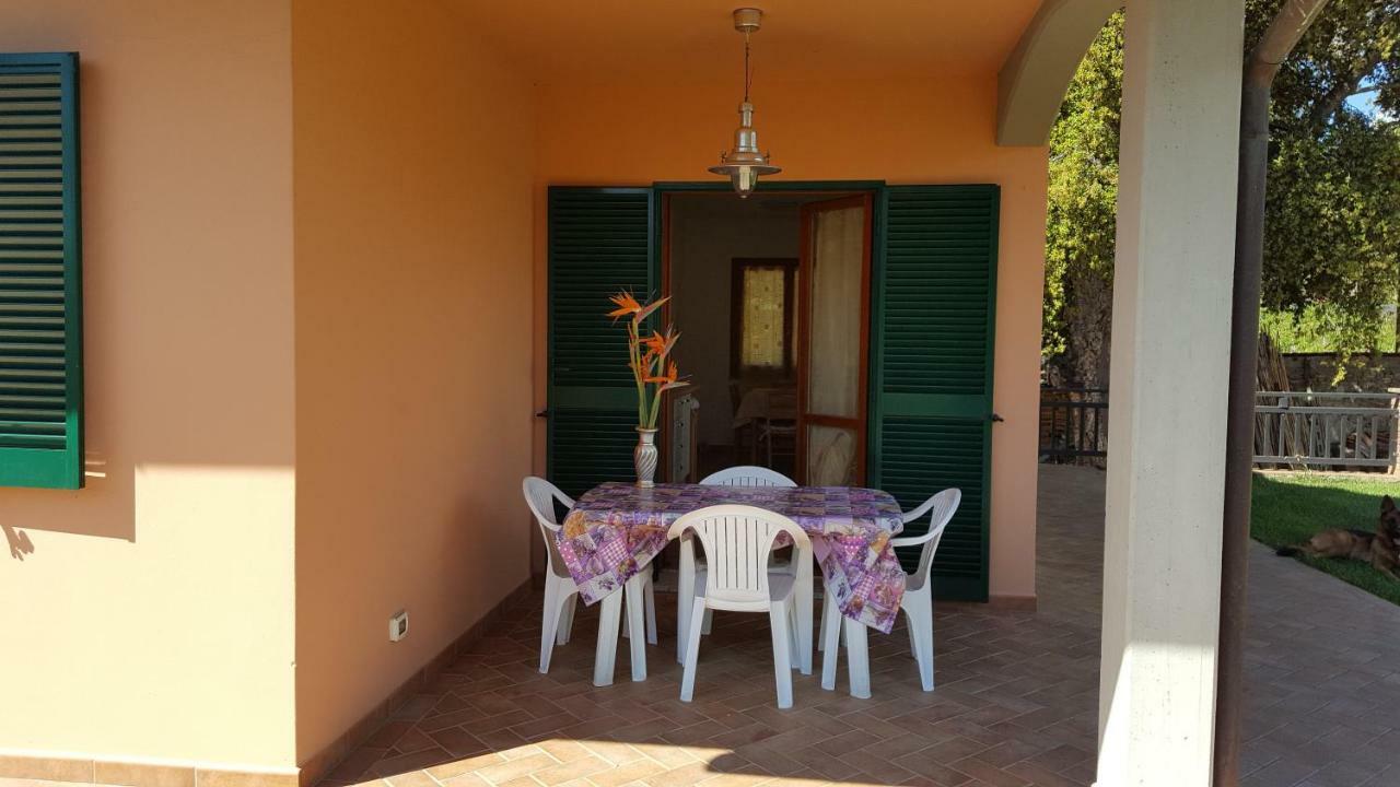 Agriturismo Rebua Porto Azzurro Buitenkant foto