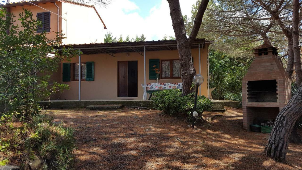 Agriturismo Rebua Porto Azzurro Buitenkant foto