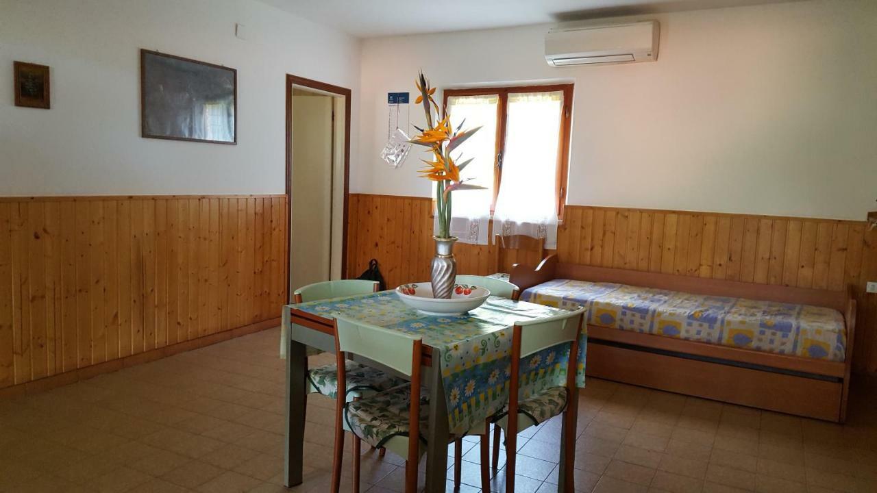 Agriturismo Rebua Porto Azzurro Buitenkant foto